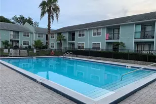 5052 Terrace Club Ln, Tampa, FL 33617 - Photo 14