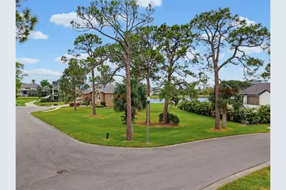 Otter Court, Tarpon Springs, FL 34689 - Photo 2