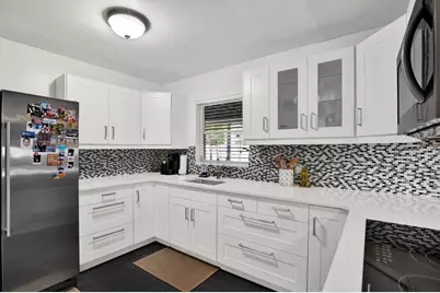 6504 Lenore Drive, Tampa, FL 33634 - Photo 4