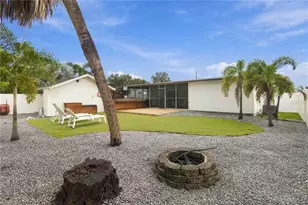 6339 S Lansdale Cir, Tampa, FL 33616 - Photo 2