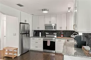6339 S Lansdale Cir, Tampa, FL 33616 - Photo 10