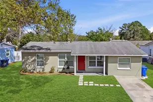 8609 Chinaberry Dr, Tampa, FL 33637 - Photo 1