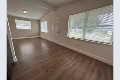 5206 S 84th Street, Tampa, FL 33619 - Photo 6