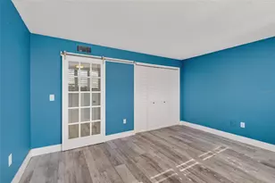 7465 Bay Island Dr S, South Pasadena, FL 33707 - Photo 22