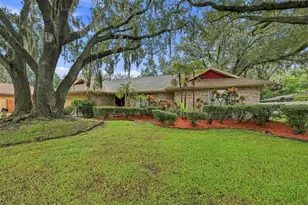 2609 Manor Oak Dr, Valrico, FL 33596 - Photo 2