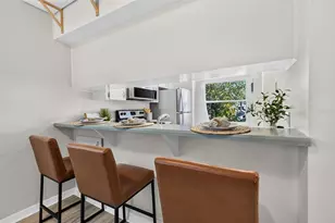 366 47th Ave N, Saint Petersburg, FL 33703 - Photo 12