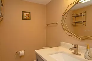 1640 Cape Hope Ave NE, Saint Petersburg, FL 33702 - Photo 16