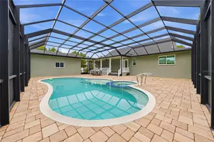 608 4th St SW, Largo, FL 33770 - Photo 28