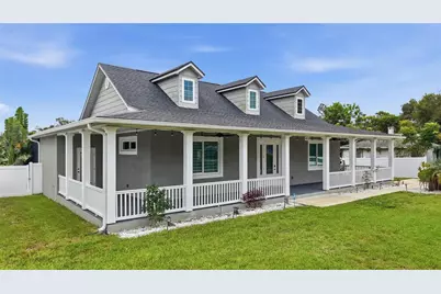 608 4th Street SW, Largo, FL 33770 - Photo 4