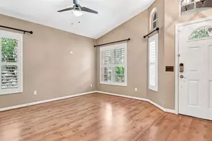 9918 Hartwell Bridge Cir, Tampa, FL 33626 - Photo 4