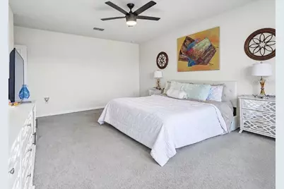 36013 Ellsworth Place, Zephyrhills, FL 33541 - Photo 16
