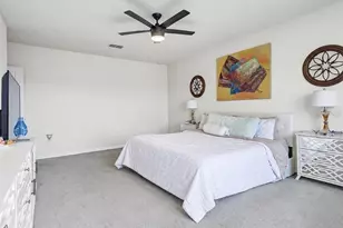36013 Ellsworth Pl, Zephyrhills, FL 33541 - Photo 16