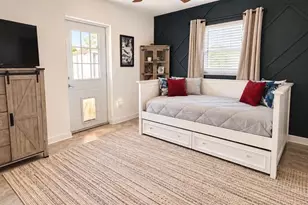 3952 14th Ave N, Saint Petersburg, FL 33713 - Photo 8