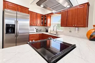 3952 14th Ave N, Saint Petersburg, FL 33713 - Photo 4