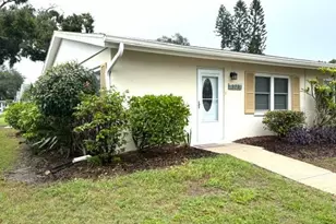 2202 Clubhouse Dr, Sun City Center, FL 33573 - Photo 2