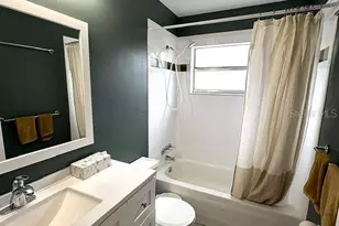 2202 Clubhouse Dr, Sun City Center, FL 33573 - Photo 12