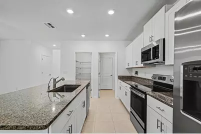 6259 Back Forty Loop, Zephyrhills, FL 33541 - Photo 8