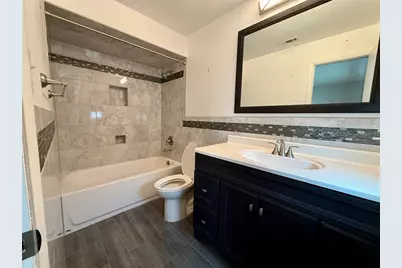 7523 Blossom Avenue, Tampa, FL 33614 - Photo 22