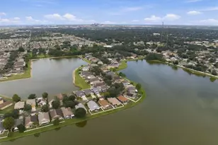 8335 Canterbury Lake Blvd, Tampa, FL 33619 - Photo 62