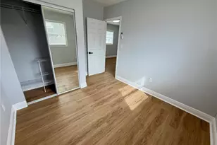 301 80th Ave NE, Saint Petersburg, FL 33702 - Photo 8