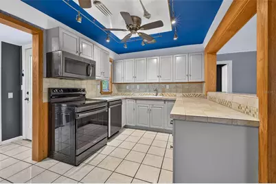 3201 11th Avenue N, Saint Petersburg, FL 33713 - Photo 8