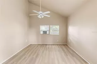 3701 38th Ave N, Saint Petersburg, FL 33713 - Photo 24