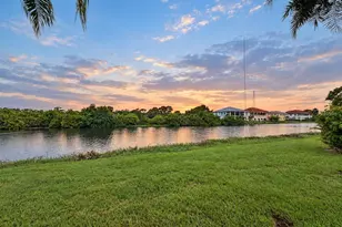 211 Fernwood Cir, Seminole, FL 33777 - Photo 1