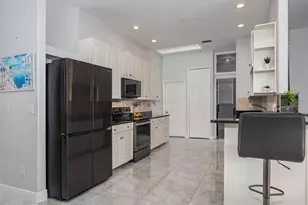 121 7th St, Belleair Beach, FL 33786 - Photo 8