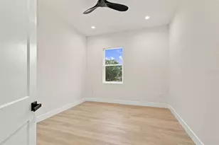 5620 3rd Ave N, Saint Petersburg, FL 33710 - Photo 48
