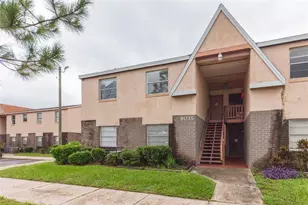 9035 Westchester Cir, Tampa, FL 33604 - Photo 2