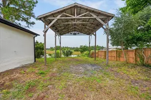 8221 Normandy Dr, Weeki Wachee, FL 34613 - Photo 38