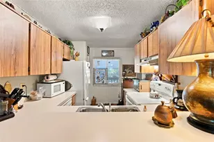11201 122nd Ave, Largo, FL 33778 - Photo 6