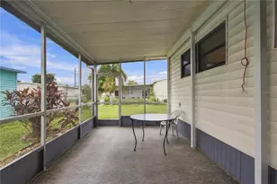 104 52nd Avenue Plaza E, Bradenton, FL 34203 - Photo 6
