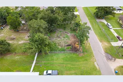 9714 Ellison Road, Thonotosassa, FL 33592 - Photo 2