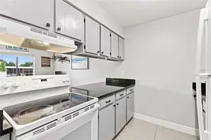 1000 Lake Of The Woods Blvd, Fern Park, FL 32730 - Photo 8