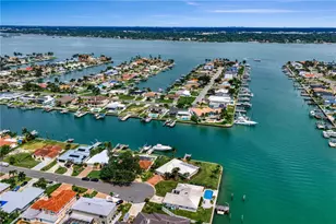 11625 6th St E, Treasure Island, FL 33706 - Photo 40