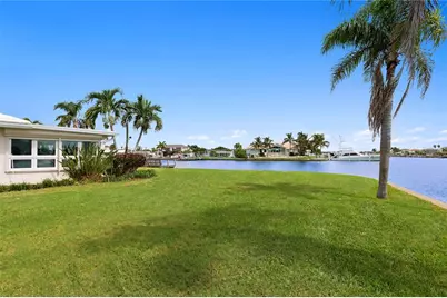 11625 6th Street E, Treasure Island, FL 33706 - Photo 34