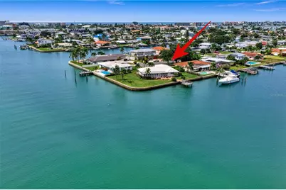 11625 6th Street E, Treasure Island, FL 33706 - Photo 1