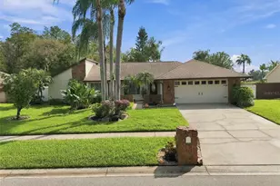 15113 Alexis Dr, Tampa, FL 33624 - Photo 2