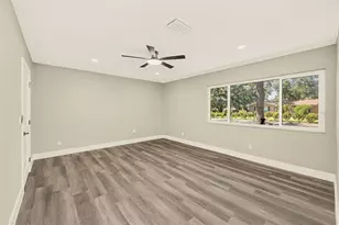 1595 Oak Ln, Clearwater, FL 33764 - Photo 18
