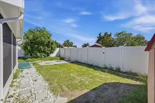 7603 Woodland Oaks Ct, Tampa, FL 33615 - Photo 32