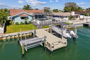 320 Belle Isle Ave, Belleair Beach, FL 33786 - Photo 1