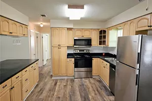 5718 45th Ave N, Kenneth City, FL 33709 - Photo 6