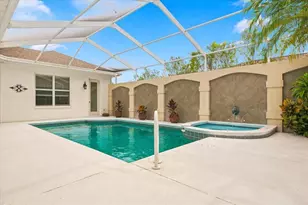 12220 Woodlands Cir, Dade City, FL 33525 - Photo 10