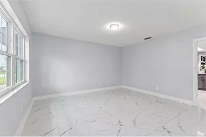 4000 14th Way NE, Saint Petersburg, FL 33703 - Photo 6