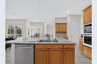 10207 Estuary Drive, Tampa, FL 33647 - Photo 12