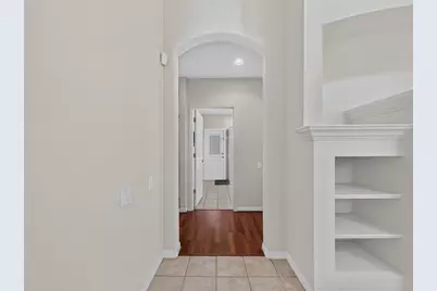 10207 Estuary Drive, Tampa, FL 33647 - Photo 4