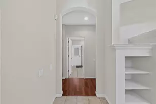 10207 Estuary Dr, Tampa, FL 33647 - Photo 4