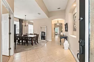 11009 Rockledge View Dr, Riverview, FL 33579 - Photo 6