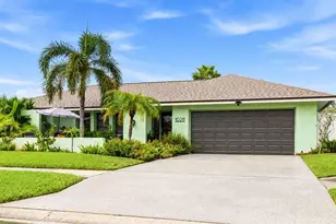 10211 139th St, Largo, FL 33774 - Photo 4